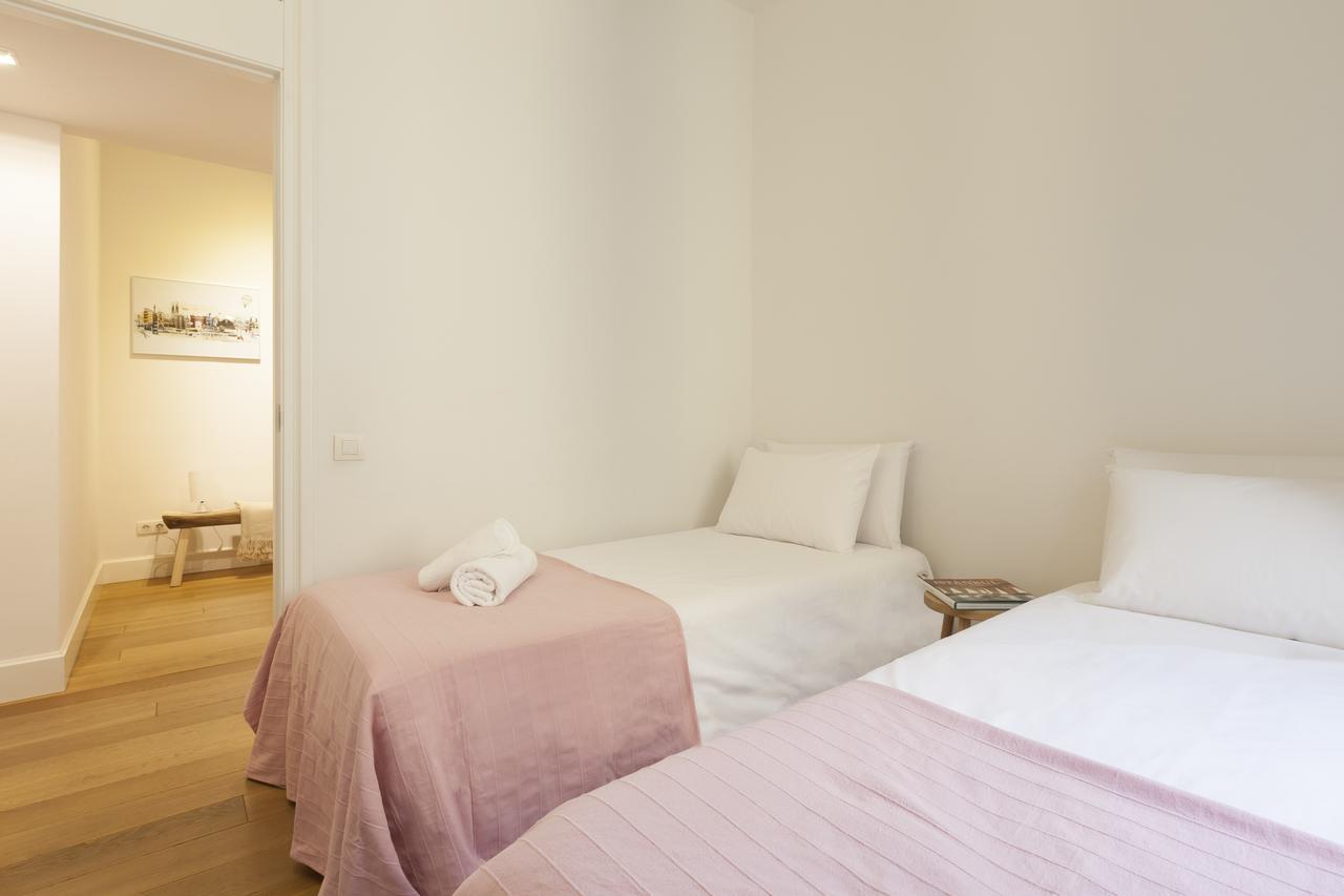 Click&Flat Luxury Sant Joan Apartment Barcelona Exterior photo
